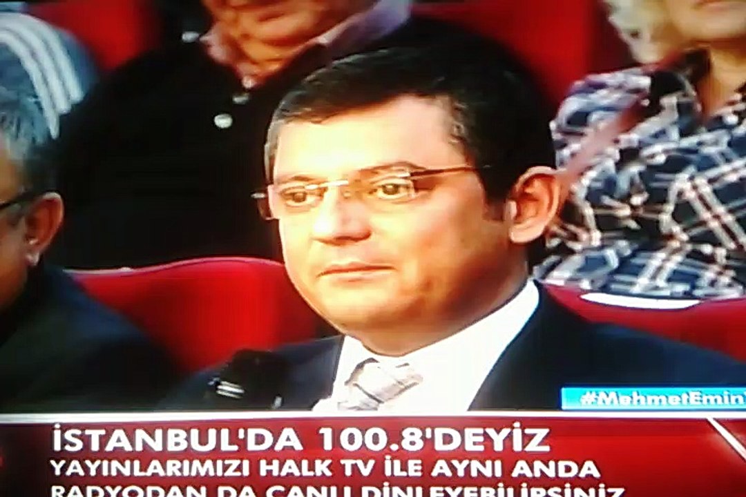 Yaşar Nuri özTÜRK 1 (2) UĞUR DÜNDAR ÜMİT KOCASAKAL HALK ARENASI