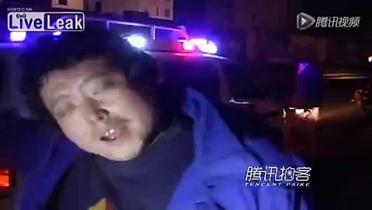 Woman throws maxi pad on bus driver's face and then breaks his nose