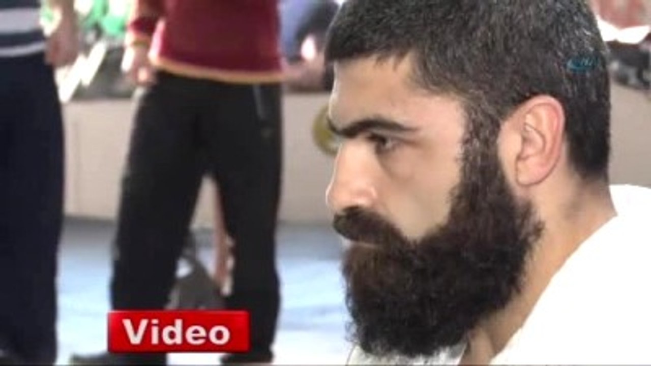 Protez Bacakla Hayatı Sırtlıyor