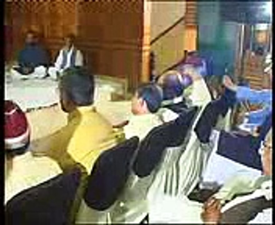 Ek main hi nahin un per by Rehan Habib Hafiz Umer Zia City Hall Pindi.flv_2