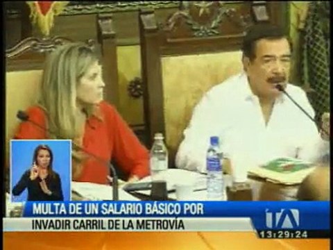 Multas papa quienes invaden carril de la Metrovía