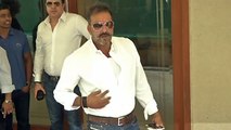 Sanjay Dutt out from Jail shows his abs
