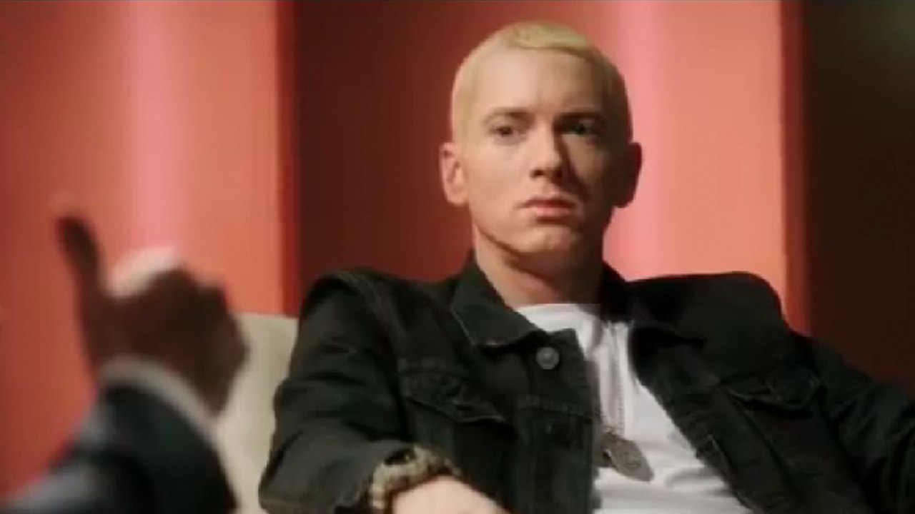Eminem révèle être gay dans «The Interview»