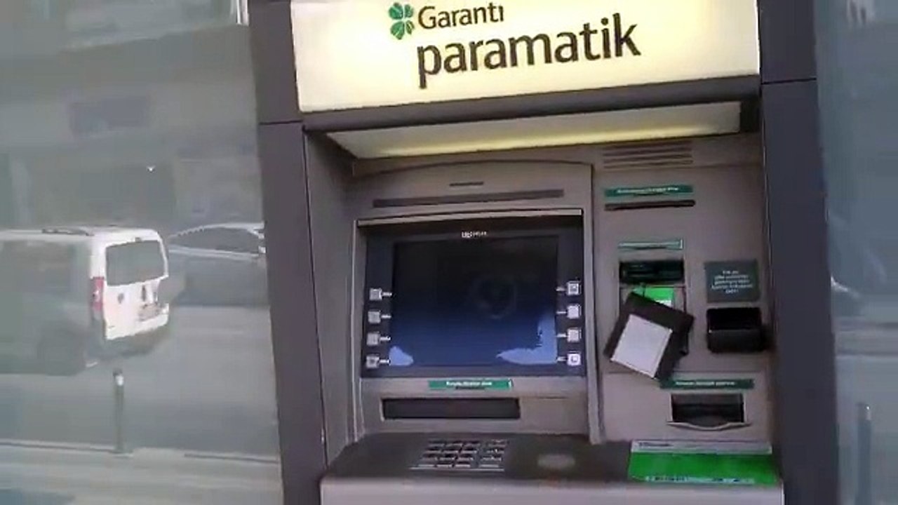 ATM Cihazındaki tuzak