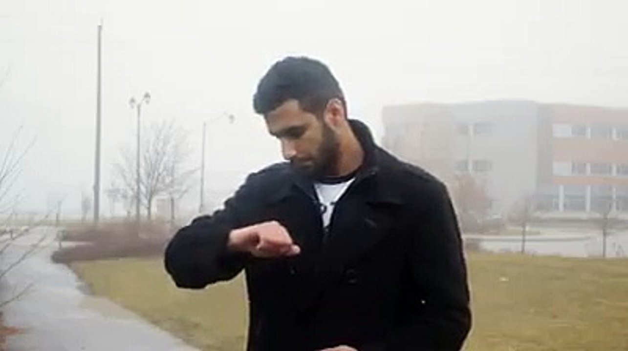 how white & brown people take photos by Zaid Ali (ZaidAliT)