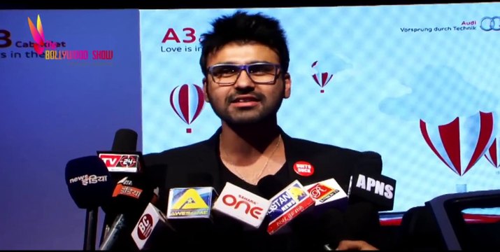 Gautam Gulati & Diandra Soares KISS In Bigg Boss 8 | Arya Babbar's SHOCKING Comment