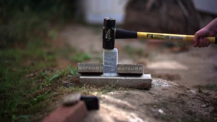 iPhone 6 Plus vs Liquid Nitrogen