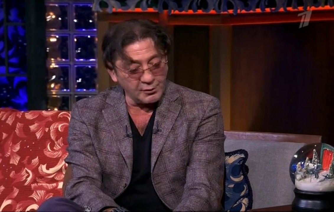 Вечерний Ургант [26/12/2014. в гостях Григорий Лепс http://vk.com/public64302028