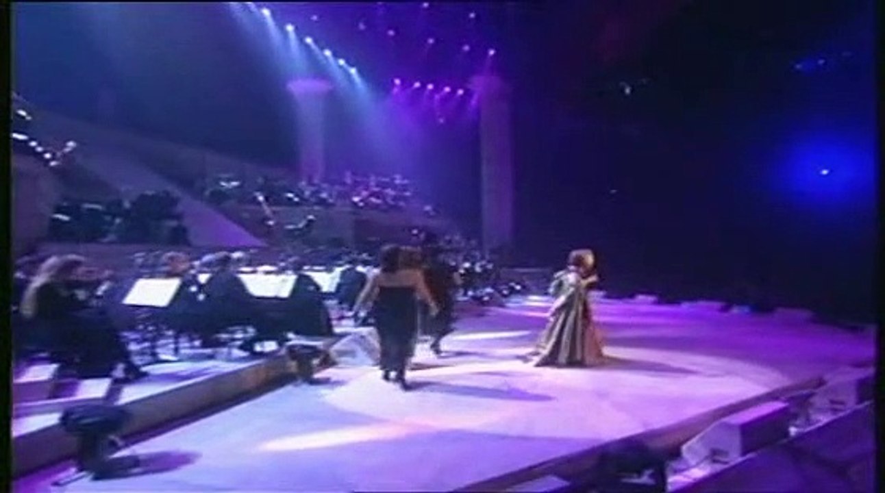 4 - Barbra Streisand Timeless Live In Concert - the main event