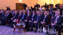 Adana Zeybekçi, Kumaş Tasarım Yarışmasının Ödül Törenine Katıldı