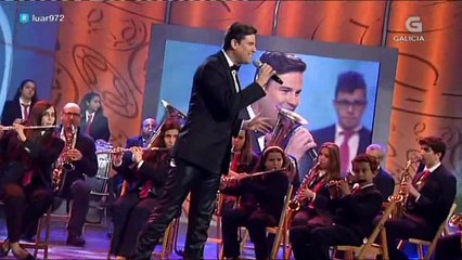 Raúl y Banda De Música De Calo ( En Tierra Extraña ) Luar ( TVG ) 26.12.2014