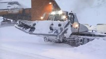 Chutes de neige: les automobilistes doivent s'équiper pour gagner les sommets