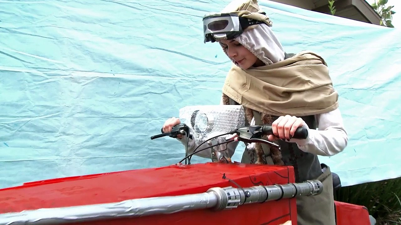 Version "cheap" de la bande annonce de Star Wars The Force Awakens