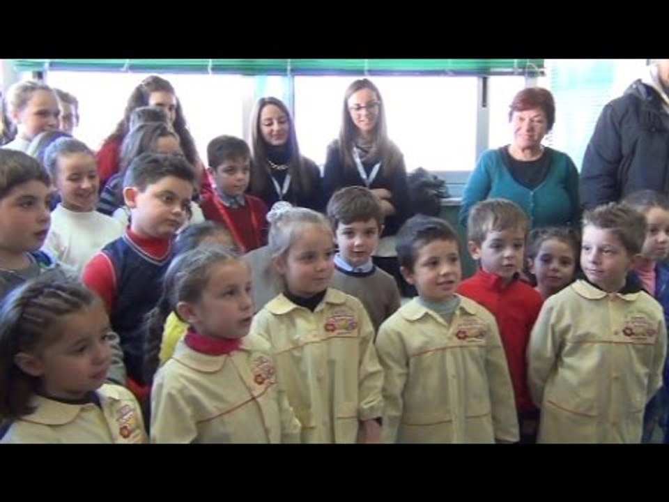 Aversa (CE) - Il Natale alla Pediatria dell'ospedale ''Moscati'' (24.12.14)