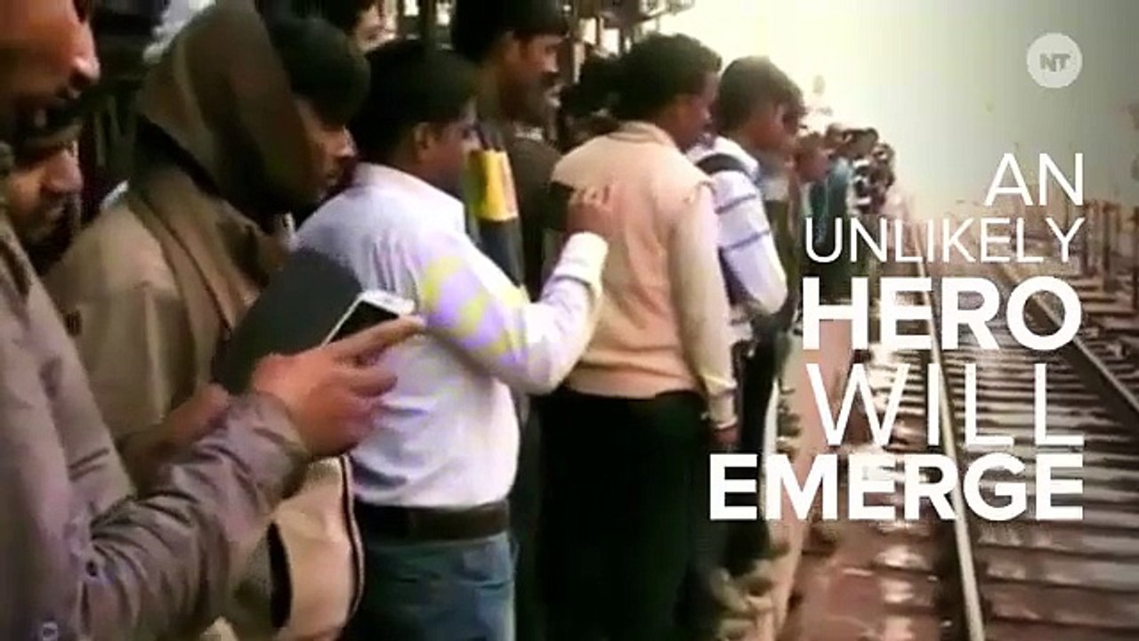 Monkey Saving his Kin - Lesson for Humans