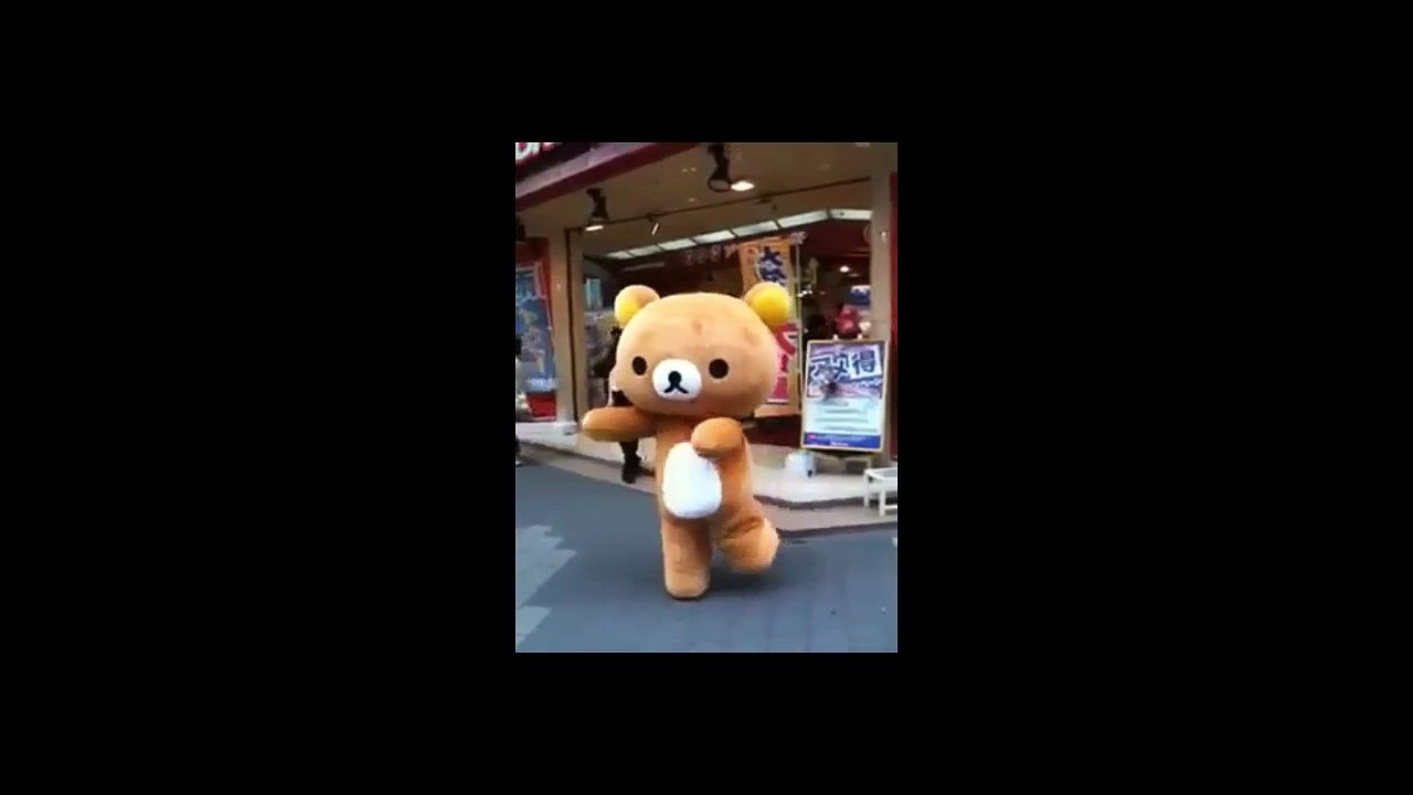 Cute Rilakkuma Dancing