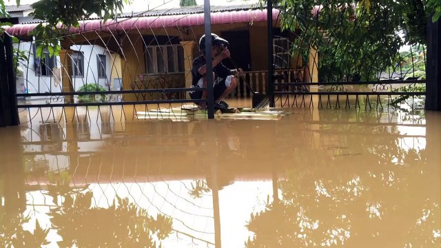 Anger mounts among Malaysian flood victims