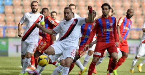 Balıkesirspor Maçın İkinci Yarısına 10 Kişi Çıktı