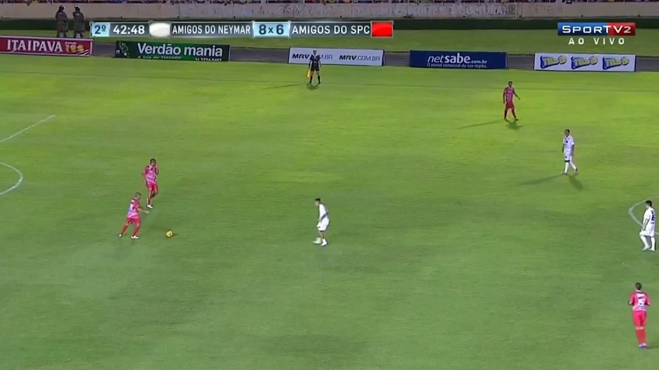 Neymar humilié par une star de MMA !