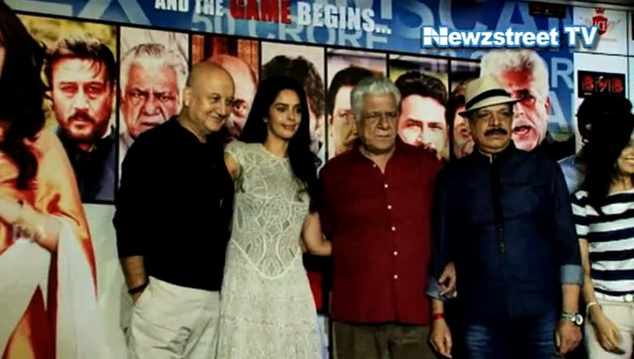 Om Puri uses abusive language on cam