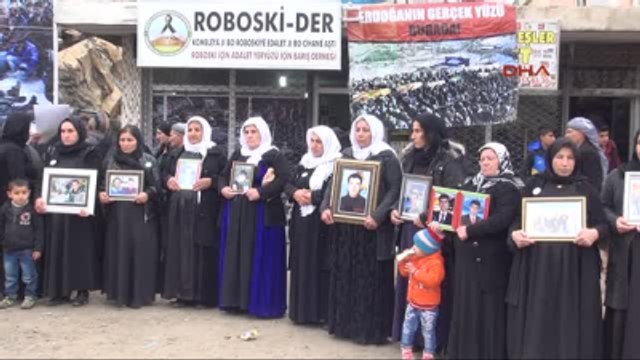 CHP'liler Uludere'de Ölenleri Mezarları Başında Andı