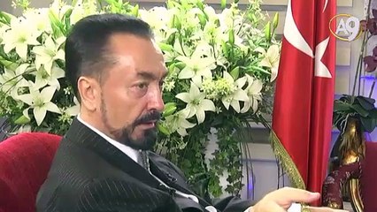 Kadınlar merhamette, şefkatte ve detay düşünmede daha üstündür. Erkek üstünlüğünün kaldırılması gerekir.