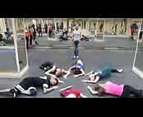 Aerobic dance exercise 002