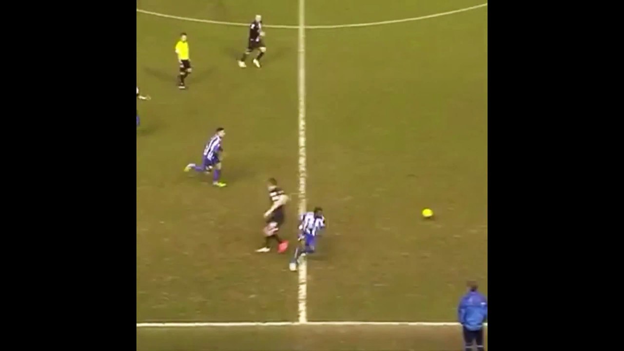 Royston Drenthe AMAZING TRICK Tekkers Sheffield Wednesday vs Blackpool 1-0