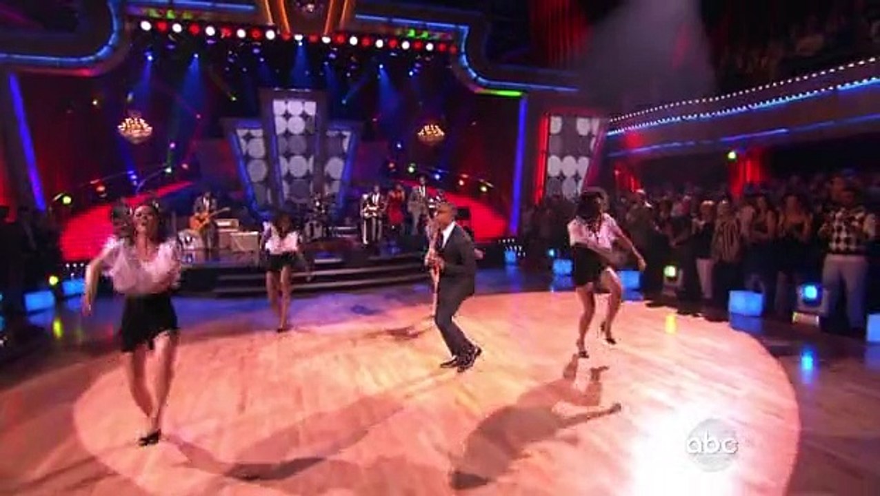 Raphael Saadiq - '100 Yard Dash'