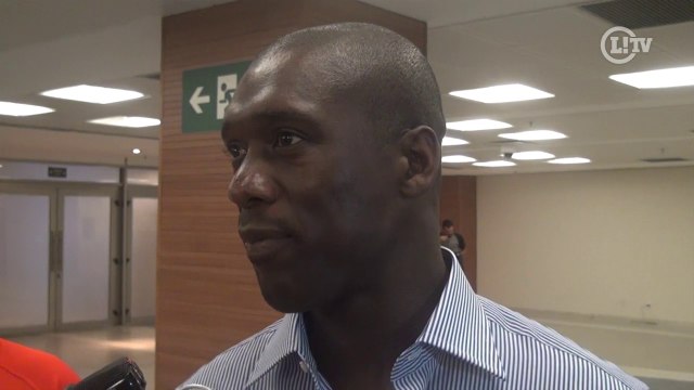 Seedorf lamenta queda do Botafogo, mas descarta volta ao clube