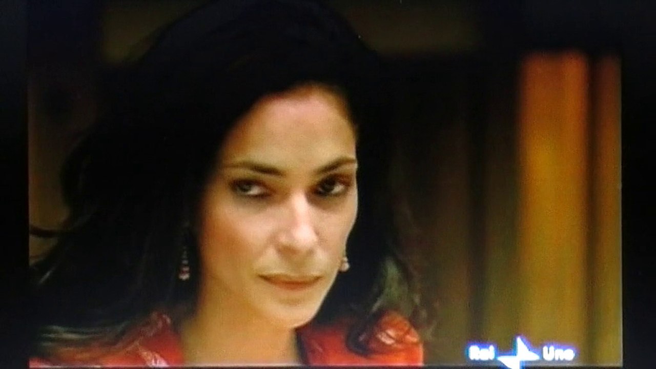 L'amore impossibile (con Simona Cavallari e Stefano Dionisi)