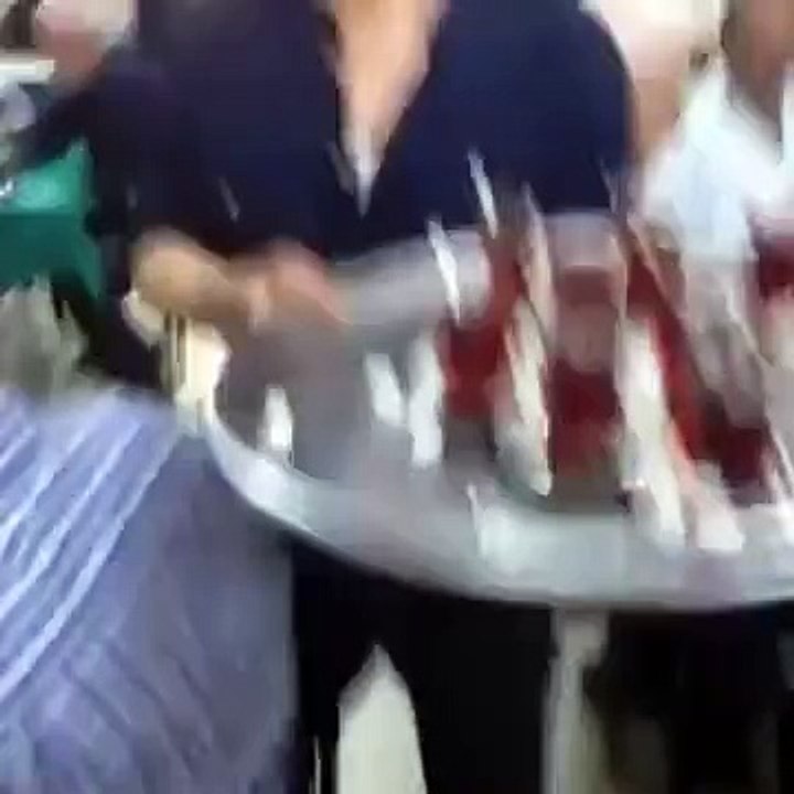 kahveciden caramel macchiato istemek