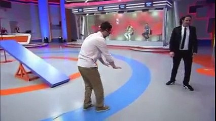 Ben Bilmem Eşim Bilir - Aşkın Gözü Kördür