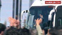 Malatya Cumhurbaşkanı Otel Çıkışı Halkı Selamladı -Detay