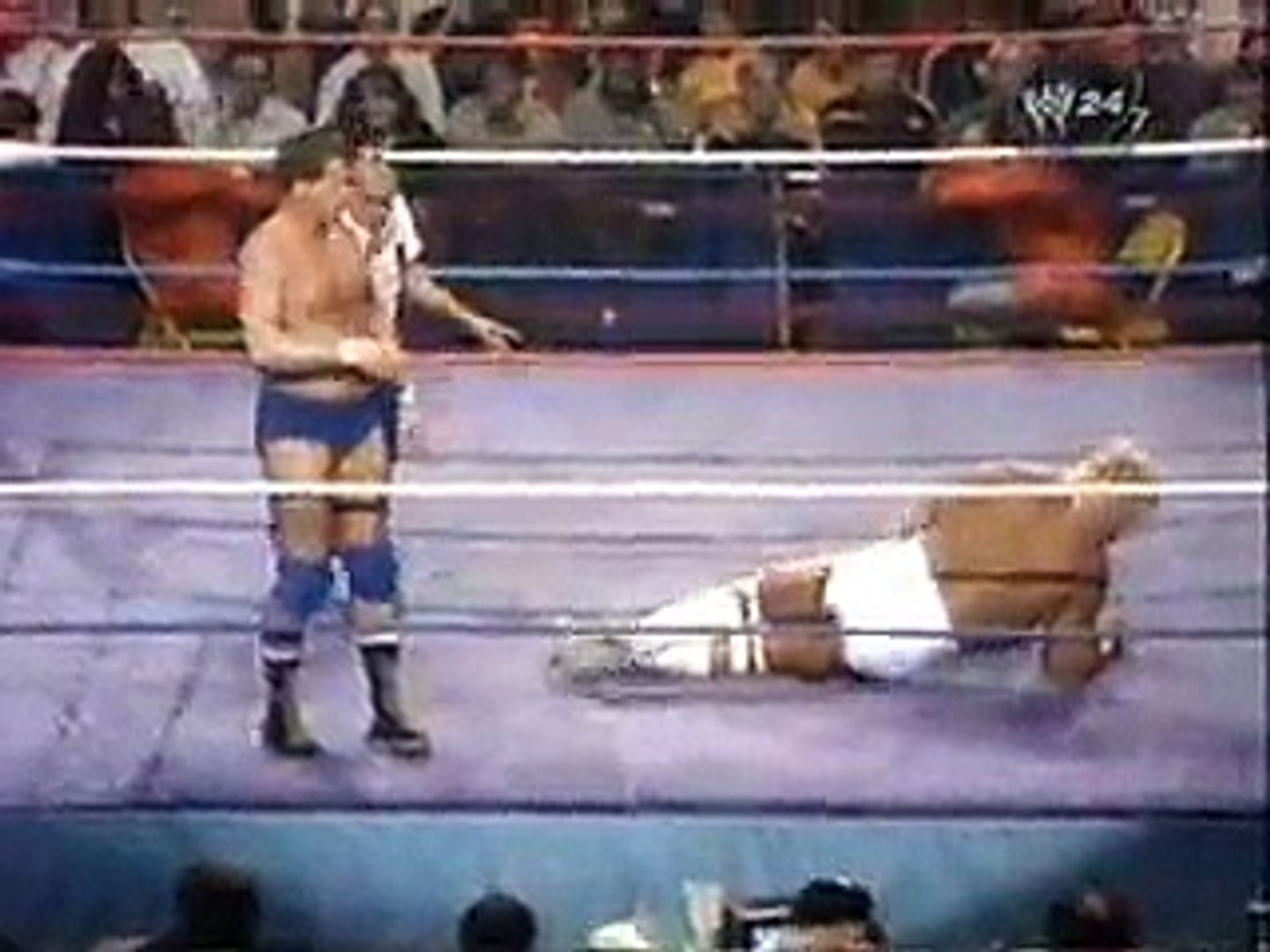 ⁣Hulk Hogan vs Roddy Piper (WWF Championship) (Wrestling Classic 1985)