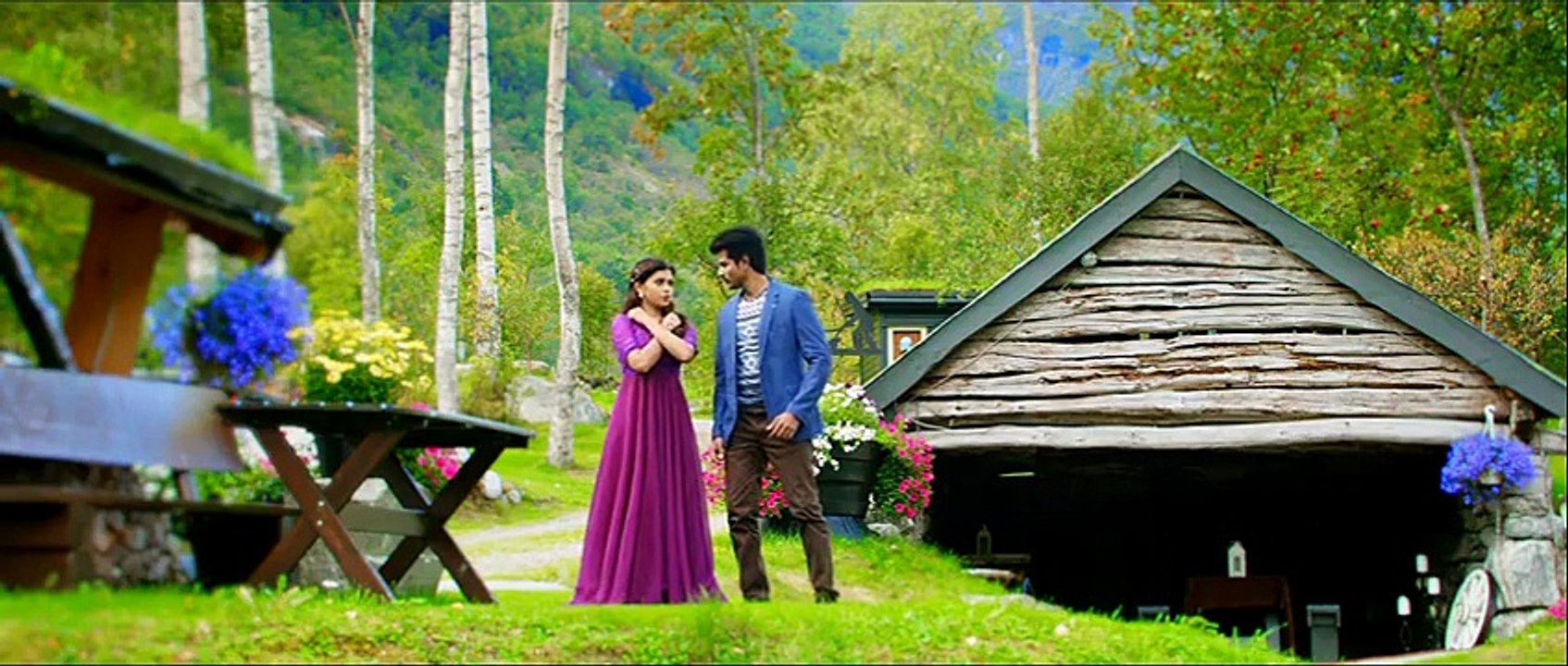 Kadhal Kan Kattudhe - Kaaki Sattai - Official Video Song - Siva Karthikeyan,Sri Divya - Anirudh