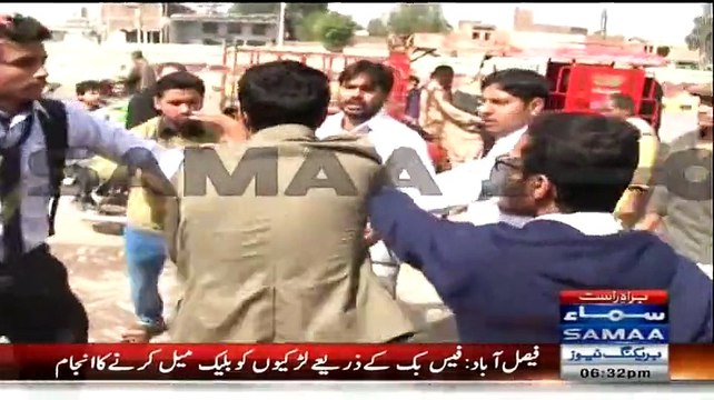 People Beats Guy Who Was Blackmailing Girls Through Facebook