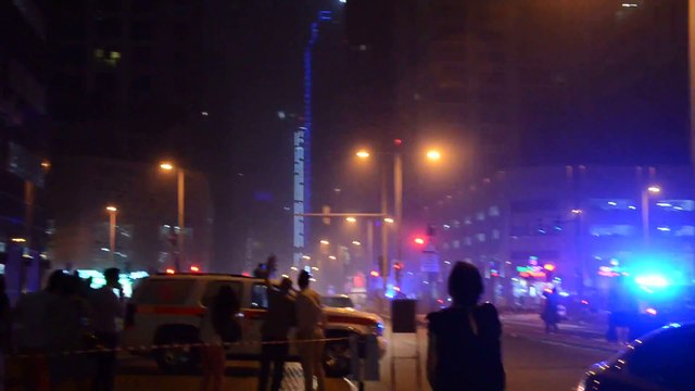 Dubai le 20/02/2015: tour Torch Tower 79 étages 332m, incendie au 51 eme étage, 20 étages détruits