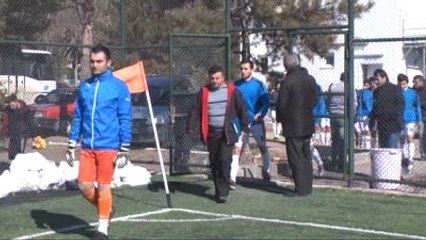 Futbol Maçında Evlilik Teklifi