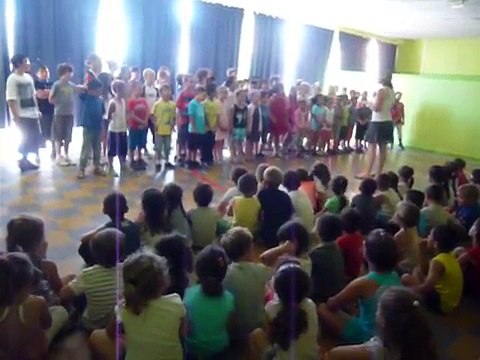 Un peu de vert sur le désert - Gilles Maugenest - 21 juin l'école Lucie Aubrac à la maternelle