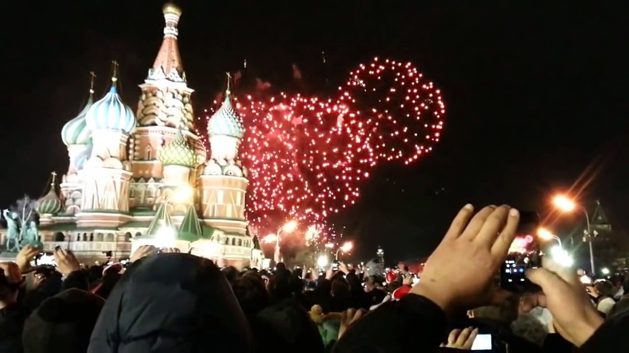 رووعة احتفالات راس السنة في موسكو прекрасный новый год в москве wonderful new year in Moscow