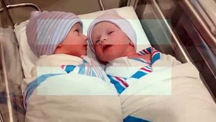 Newborn (one-hour-old) twins have first 'conversation'