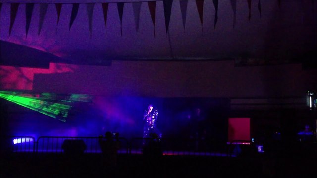 Mike Joseph Jackson France - sosie de Michael Jackson - Italie - wanna be startin' somethin'