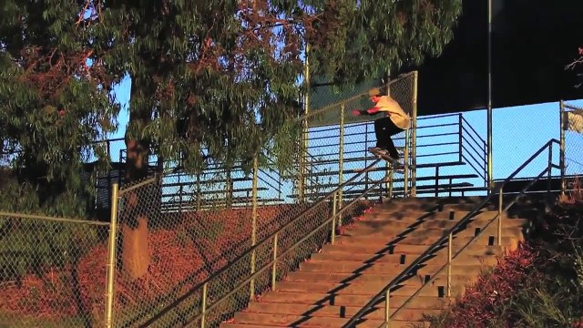 【閲覧注意】最強に痛いスケボーまとめ Vol.4 -Best of Fails Skate Bails-