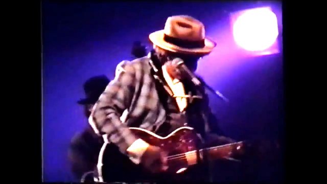 Bob Dylan in concert Dublin 1991 - Gates of Eden