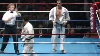 K 1  1993 Andy Hug vs Nobuaki Kakuda