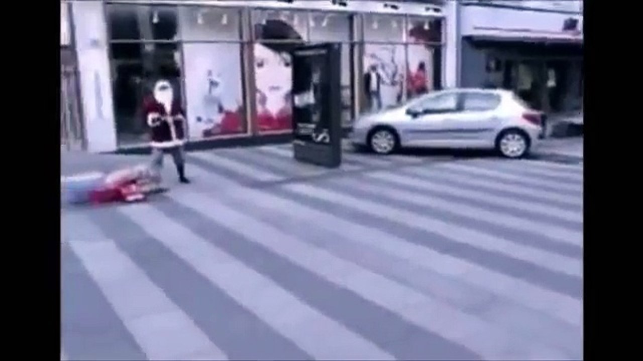 Thug Life Unexpected Santa (Denmark)