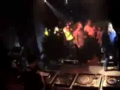 UFFIE & FEADZ live Ed Banger