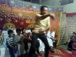 Must-Watch: Zara Zara Zara Dance by Chauhans & Mansoories 🎶