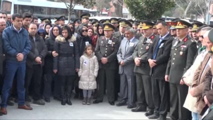 Denizli Menderes'te Ölen Üsteğmen Askeri Törenle Uğurlandı